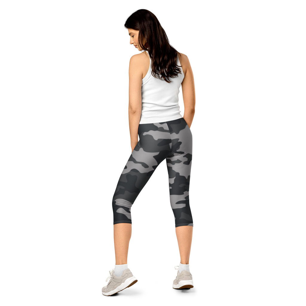 HL Elevation Camo Capris